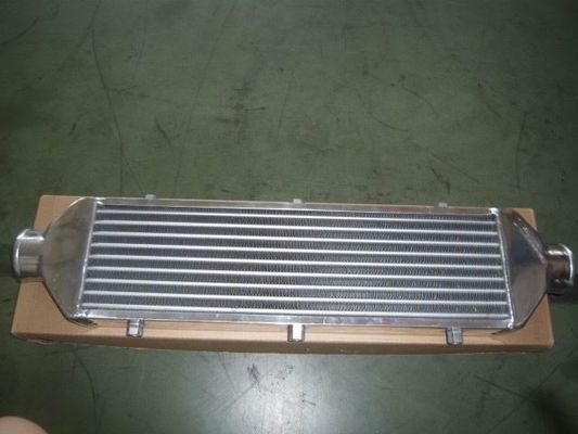 Permutador de calor compacto do tubo Finned do vácuo/refrigerador intermediário de alumínio para o carro