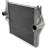 O permutador de calor automotivo do tubo Finned, vácuo soldou o refrigerador intermediário